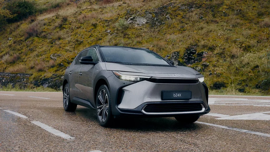 Toyota bZ4X: El SUV Eléctrico que Marca el Futuro de la Movilidad