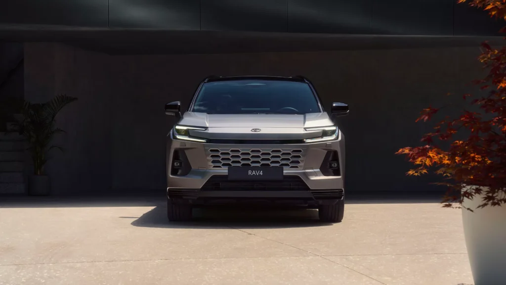 Toyota RAV4 Hybrid: el SUV que combina espacio, eficiencia y confort en 2026